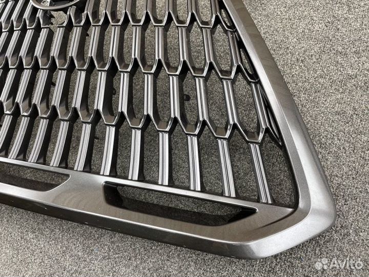 Решетка радиатора Lexus NX 2021