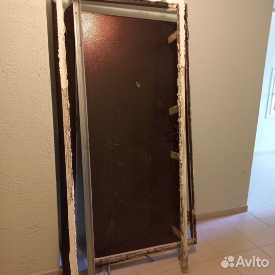 Дверь входная железная бу