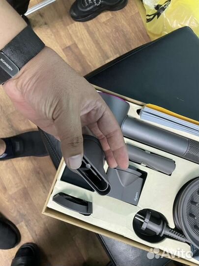 Фен dyson дайсон