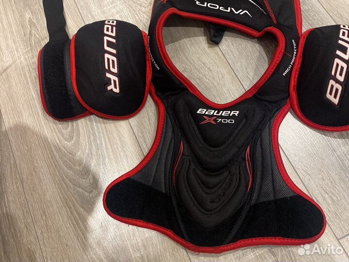 Нагрудник хоккейный bauer x700 детский 7-10 лет