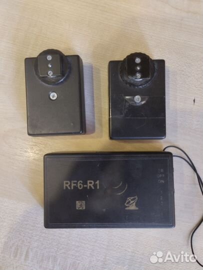 Радиосинхронизатор фотовспышек RF6-R1