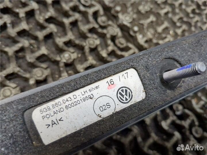 Рейлинг на крышу (одиночка) Volkswagen Golf 7, 201