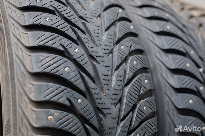 Yokohama Ice Guard Stud IG55 245/55 R19 103T