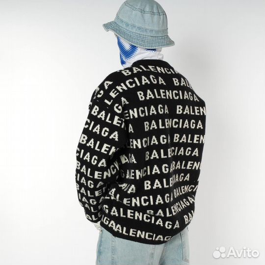 Мягкий свитер Balenciaga