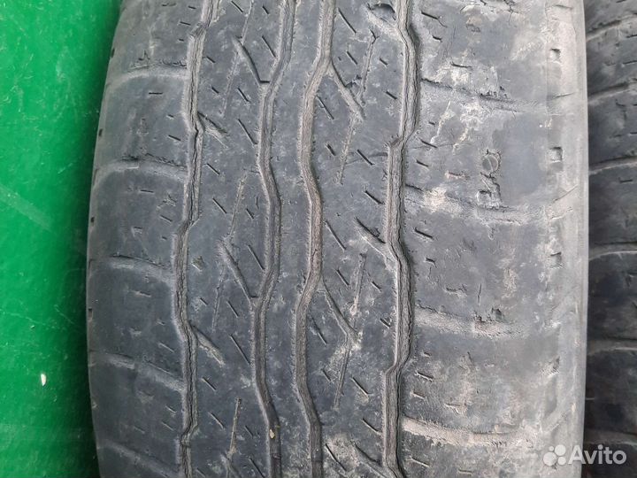 Bridgestone Dueler H/T 687 225/65 R17