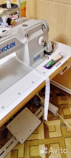 Продам промышленную швейную машинку 15000р