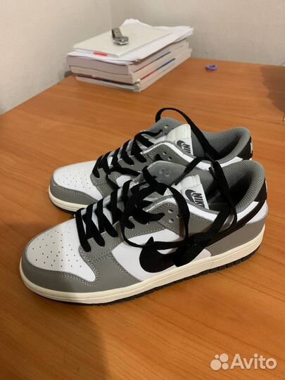 Кроссовки Nike