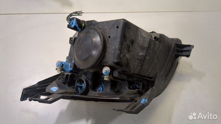 Фара (передняя) Ford Fusion, 2004