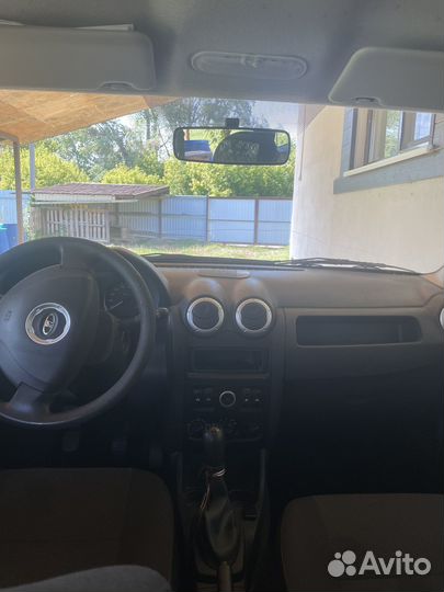 LADA Largus 1.6 МТ, 2013, битый, 135 579 км