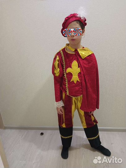 Карнавальный костюм принца (аренда)