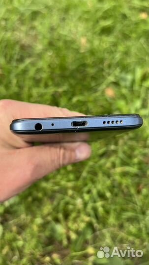 TECNO Spark 8C, 4/64 ГБ