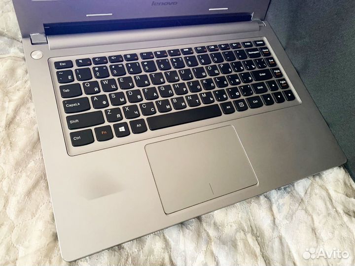 Ультрабук Lenovo M30-70 Core i5\8GB\SSD+ Сумка