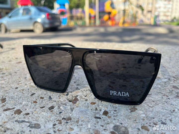 Солнцезащитные очки