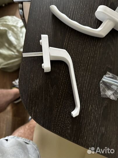 Ручки оконные