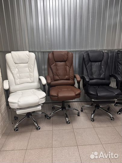 Офисное кресло 606