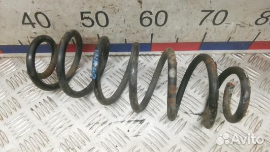 Пружина задняя skoda rapid (LNK42LY02)