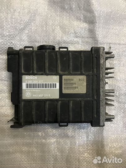 Блок управления двигателем VW Passat B3 1990 1F