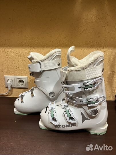 Горнолыжные ботинки Atomic Hawx Magna 85 R w (24.5