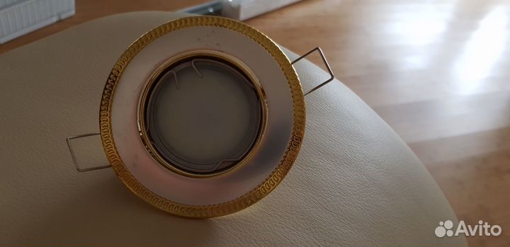 Светильник потолочный