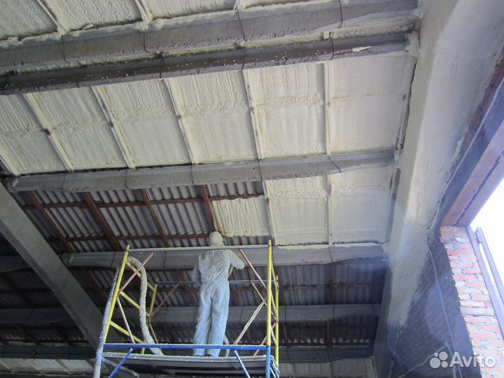 Утепление пенополиуретаном ангаров складов домов