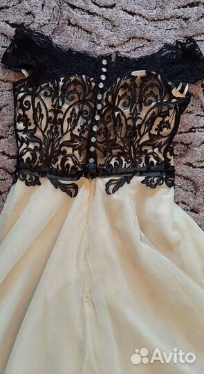 Платье на выпускной,на пышный банкет с корсетом
