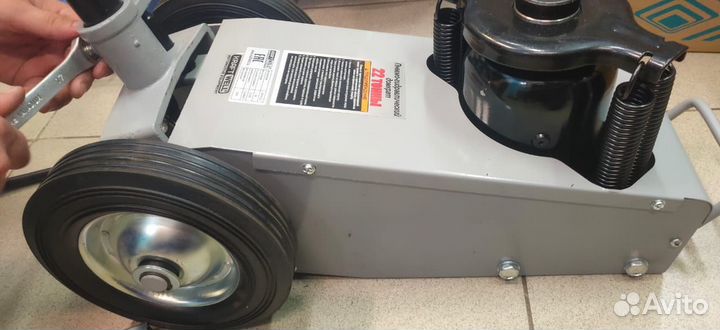 Домкрат пневмо-гидравлический, г/п 22 т KraftWell