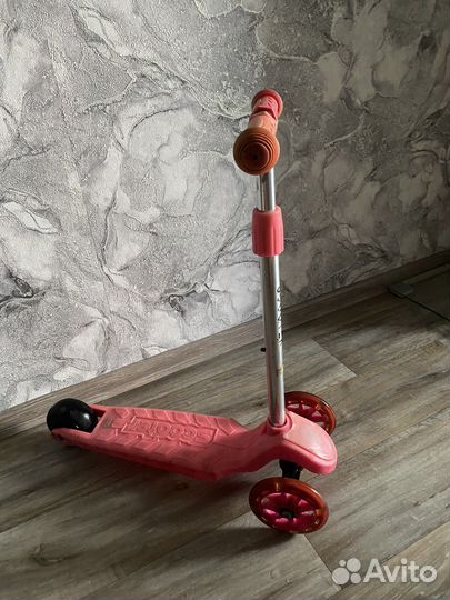 Самокат детский трехколесный