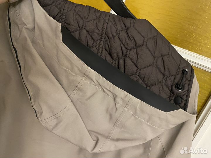 Krakatau куртка Xs