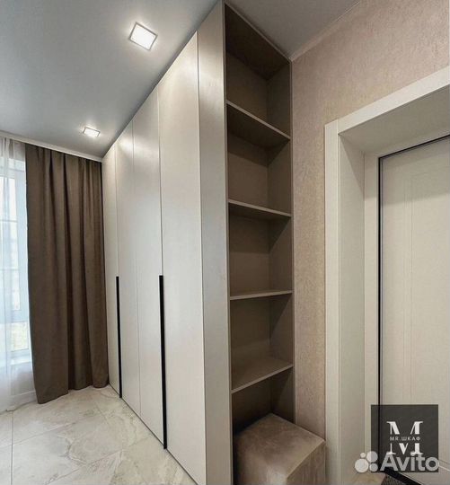 Распашной шкаф на заказ