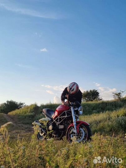 Дукати монстр