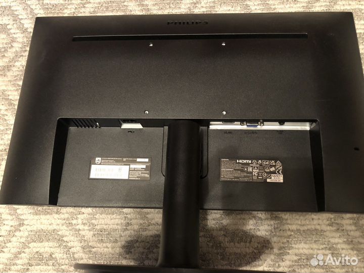 Монитор philips 221 v8