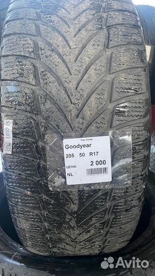 Goodyear UltraGrip 205/50 R17