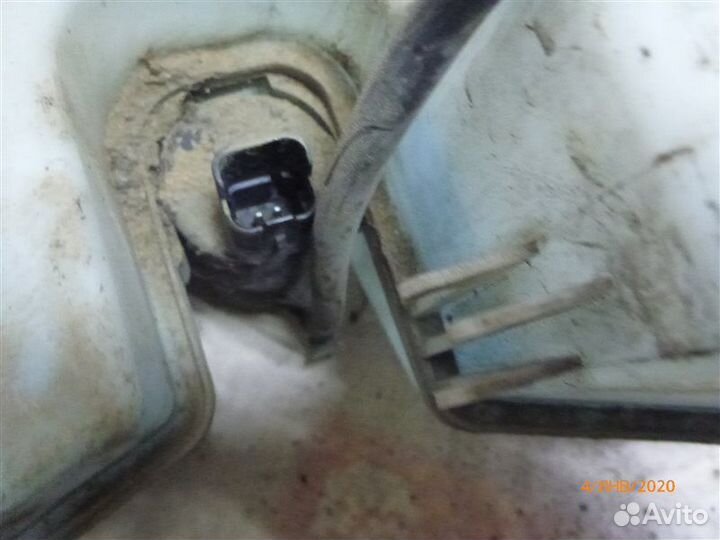 Бачок омывателя Nissan Almera G15 K4M 2013