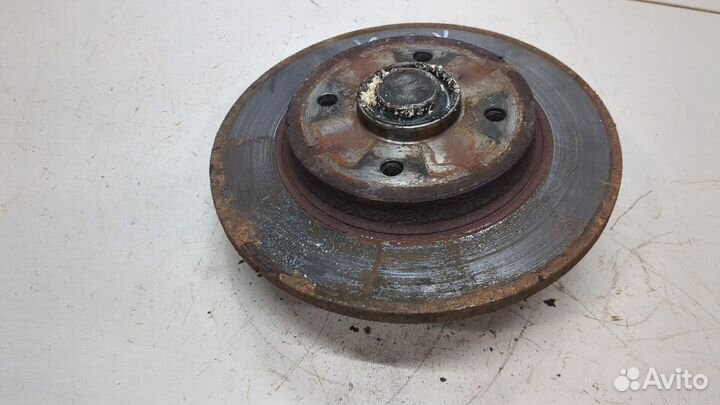 Ступица (кулак, цапфа) левая задняя Peugeot 5008