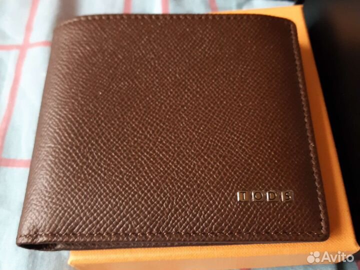 Продаю бумажник Tods