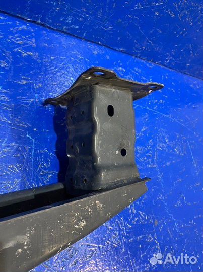 Усилитель бампера задний Skoda Octavia A7 2019