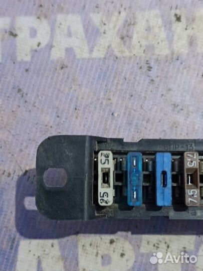 Блок предохранителей салона Газ Волга 31105 седан