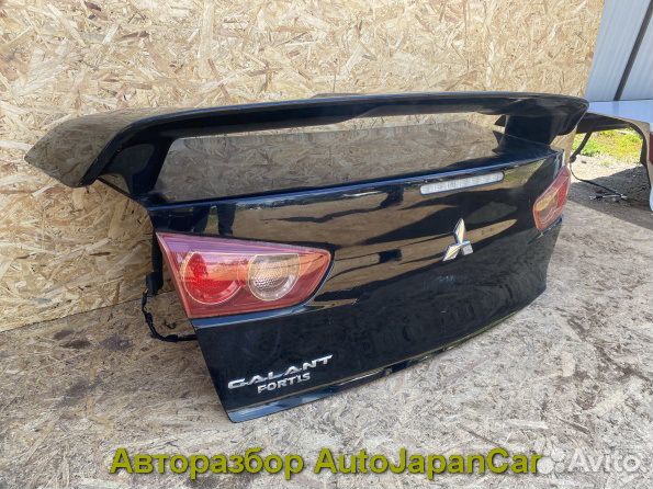 Крышка багажника Мицубиши Лансер 10