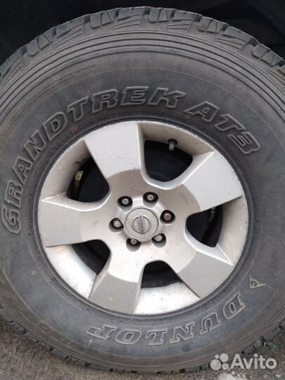 Dunlop Grandtrek AT3 285/75 R16