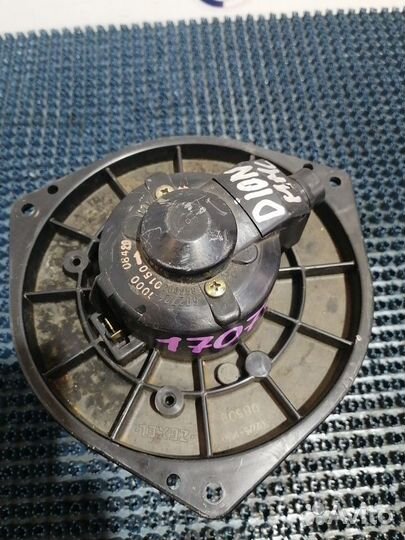 Мотор отопителя Mitsubishi Dion