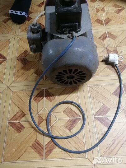 Точильный аппарат, двигатель асинхронный