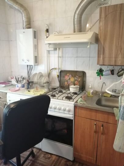 2-к. квартира, 44 м², 3/3 эт.