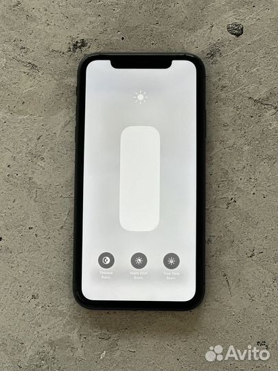 iPhone 11. 64GB. Classic Black