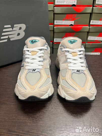 New Balance 9060 Lux. Бежевые кроссовки