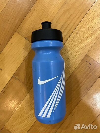 Бутылка Nike для воды