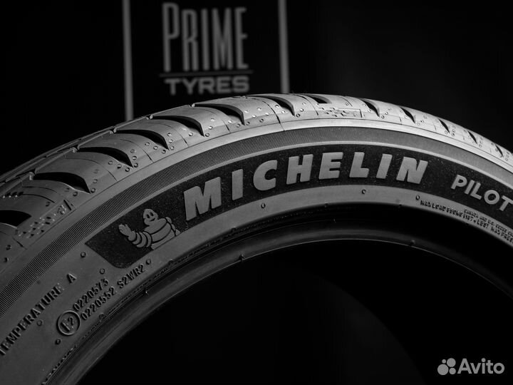 Michelin Pilot Sport 5 245/45 R19 и 275/40 R19 98Y