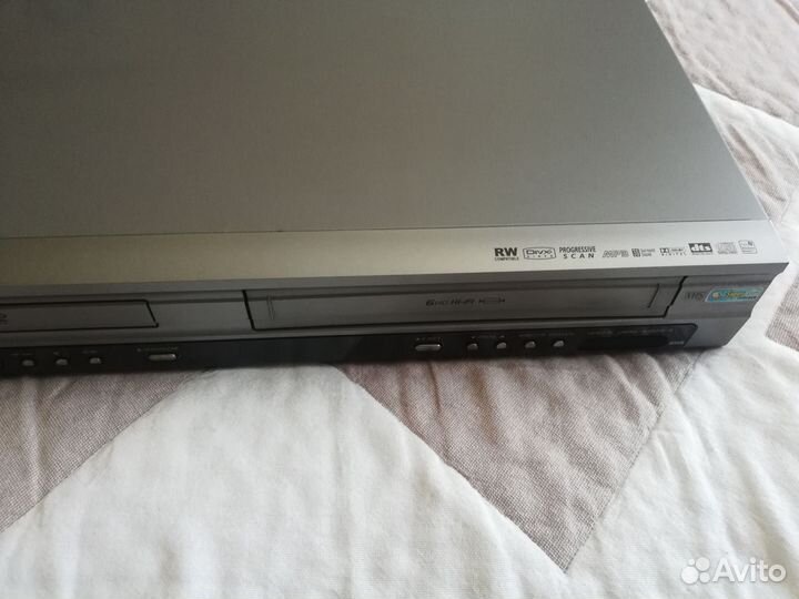 Проигрыватель LG DVD/VHS - super slim