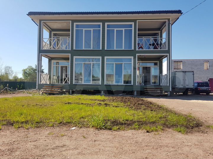 Коттедж 220 м² на участке 8,5 сот.