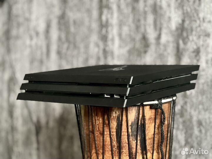 Ps4 pro + VR + move + геймпады