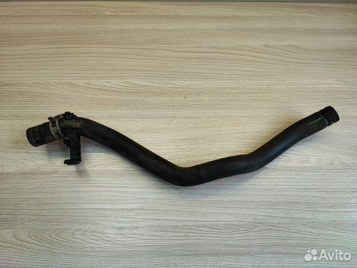 Патрубок радиатора Renault Duster